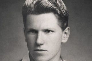 Pět let živořil schovaný na půdě a pak utekl přes hranice v rakvi. Psy přelstil octem a hořčicí - Médium.cz